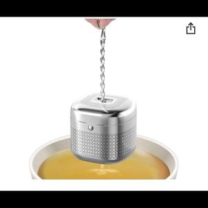Loose leaf tea steeper